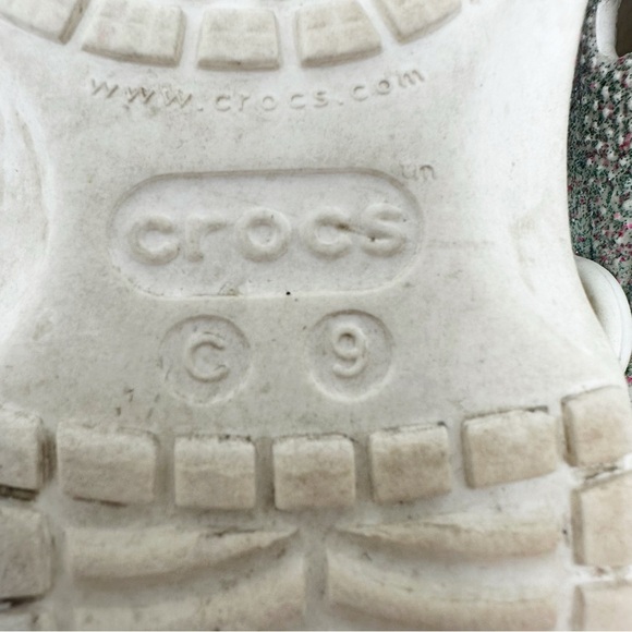 Crocs Sparkle Classic with Jibbits - Picture 9 of 9